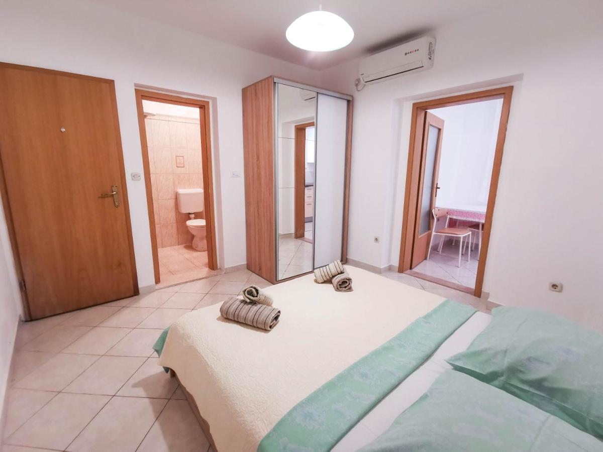 Apartments Patrick บาชกาโวดา ภายนอก รูปภาพ